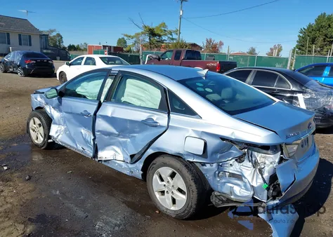 2011 Hyundai Sonata Hybrid z USA, uszkodzony, nr VIN KMHEC4A45BA002129
